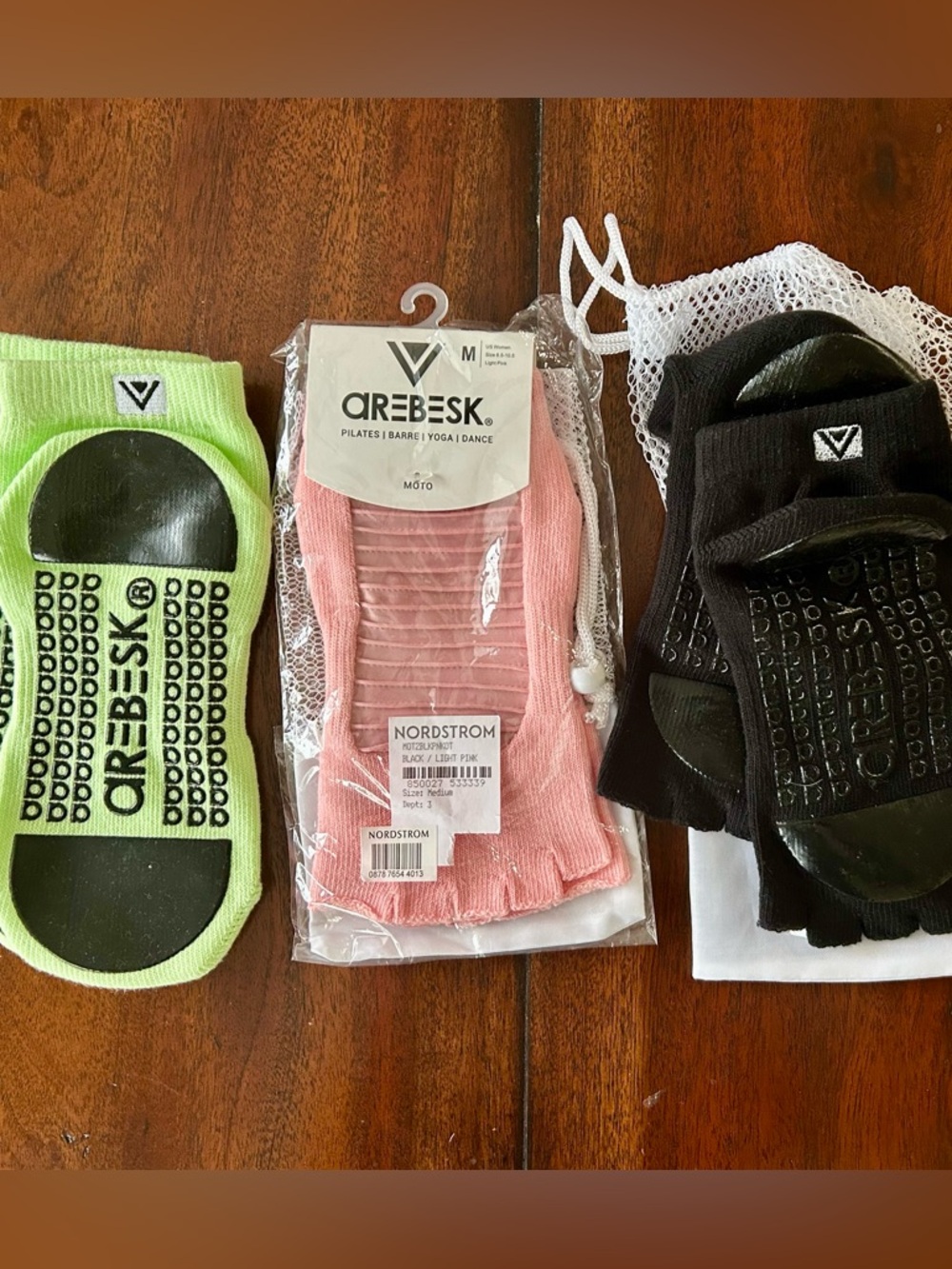 Arebesk. Set of 3 pilates socks . Size M . Never worn with tags